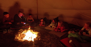 Malý tábor - v indiánském stanu teepee